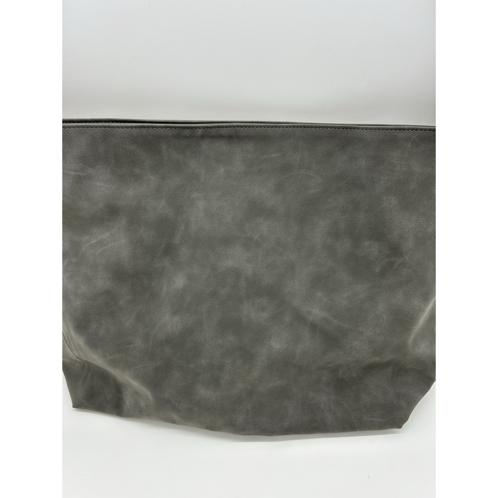 8 OTHER REASONS COLD SHOULDER BAG VEGAN GREY SUEDE - Picture 3 of 9